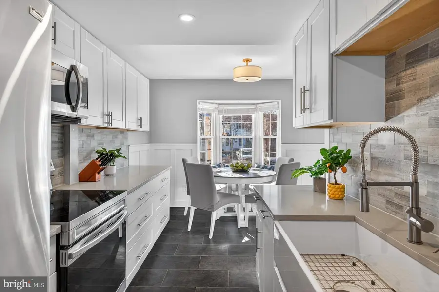 1851 Foxdale Ct, Crofton, MD 21114 - Image #3