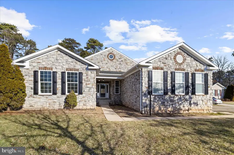 614 N Shore Dr, Glen Burnie, MD 21060 - Image #3