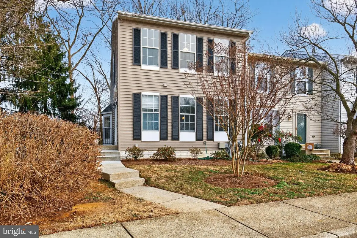 592 Quaker Ridge Ct, Arnold, MD 21012 - Image #1