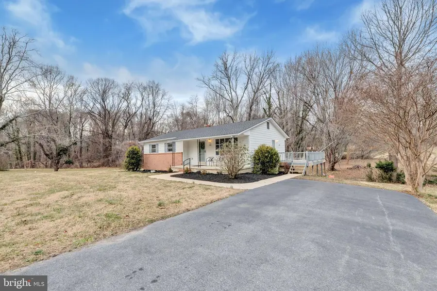 536 Mayo Rd, Edgewater, MD 21037 - Image #2