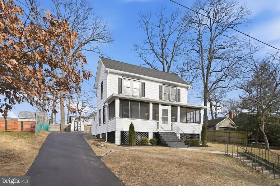 105 Maple Ave, Pasadena, MD 21122 - Image #2