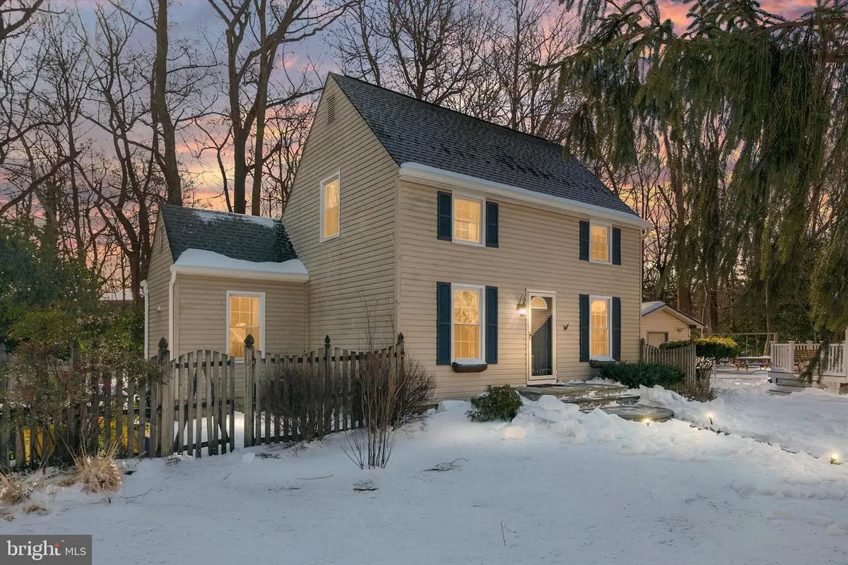 1040 Hyde Park Dr, Annapolis, MD 21403 - Image #1