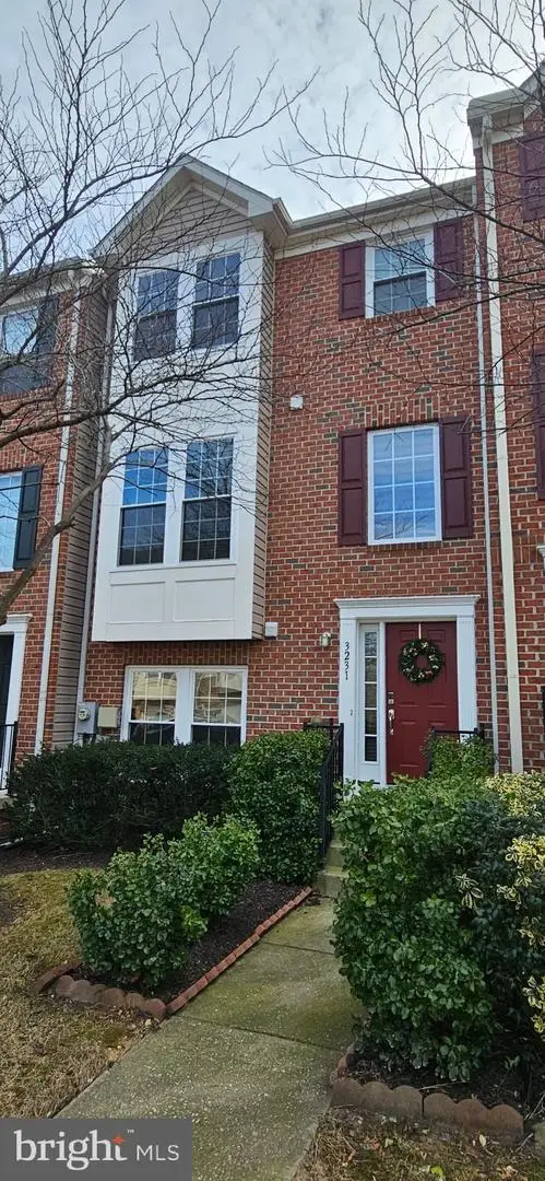 3231 Purple Leaf Ln, LAUREL, MD 20724