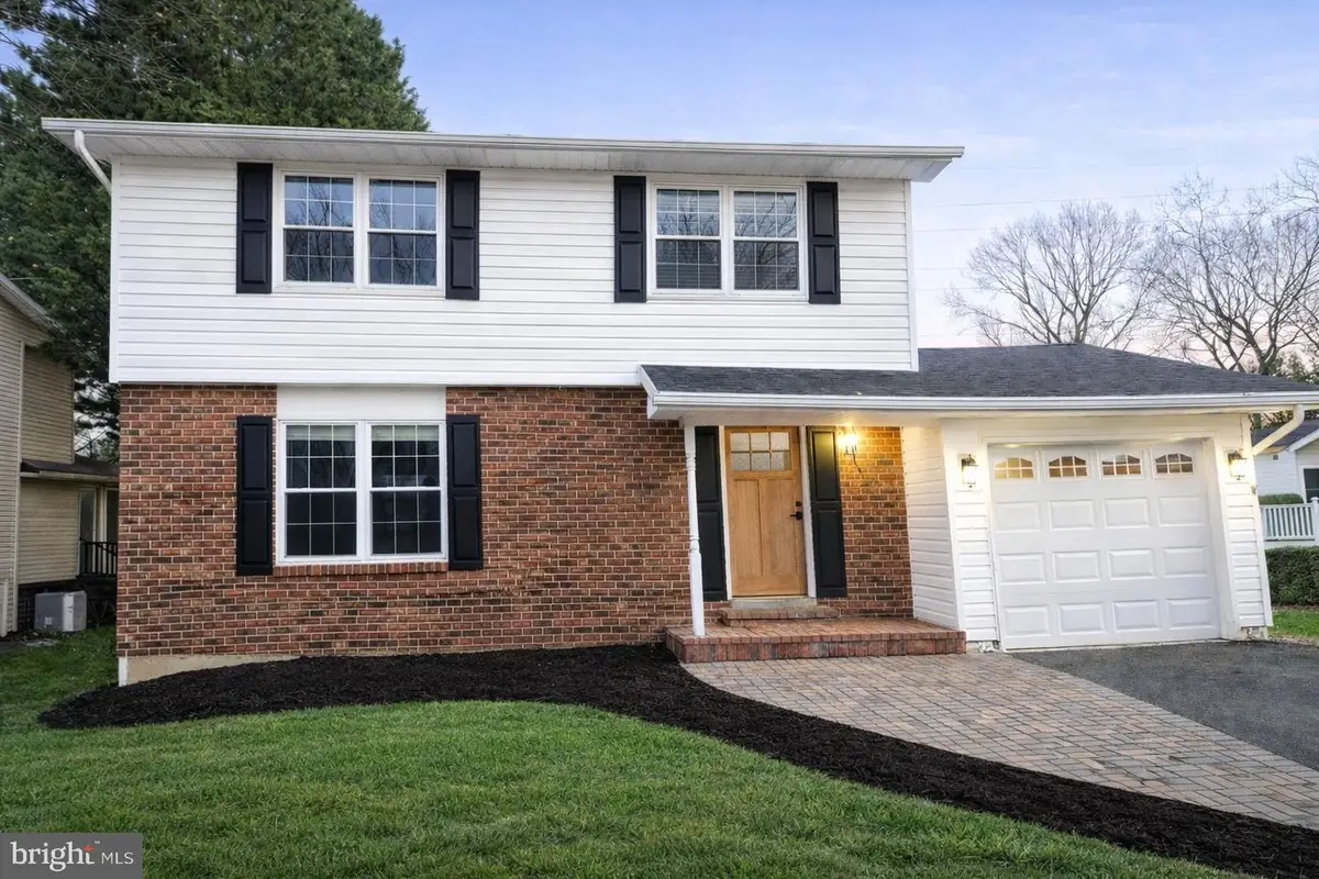 1527 Wampanoag Dr, Severn, MD 21144 - #1