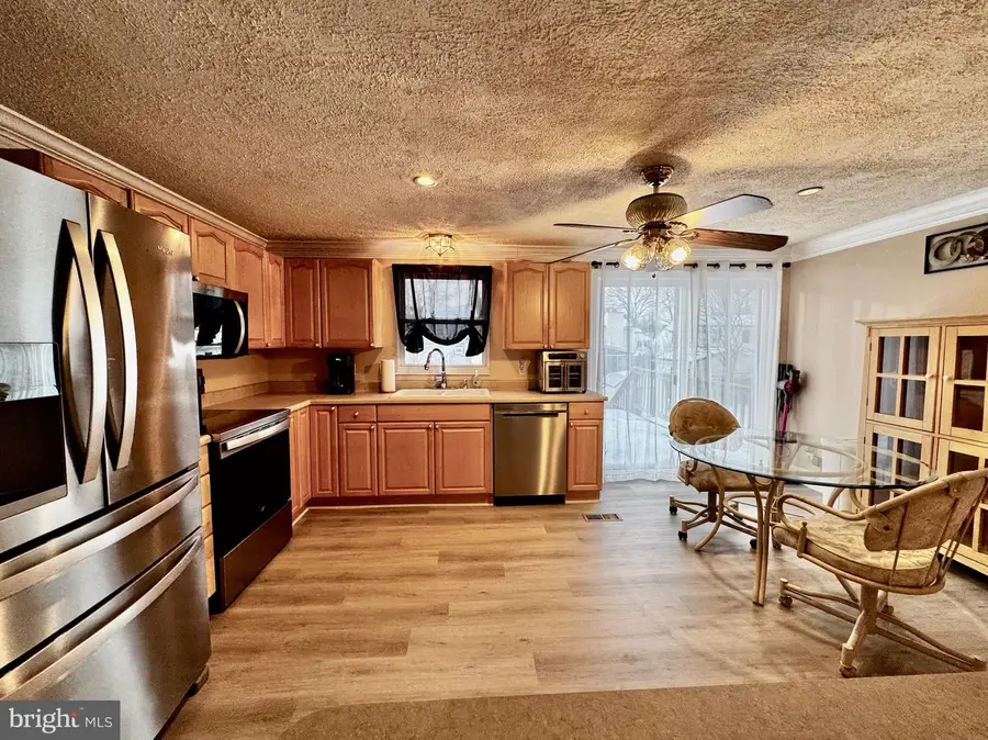 7854 Tick Neck Rd, Pasadena, MD 21122 - #2