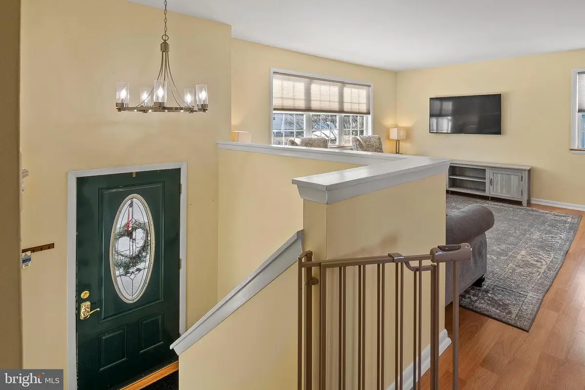 982 Highpoint Dr, Annapolis, MD 21409 - #1