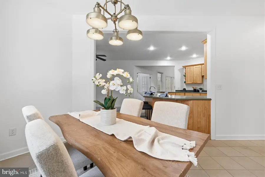 5375 Deale Churchton Rd, Churchton, MD 20733 - #2