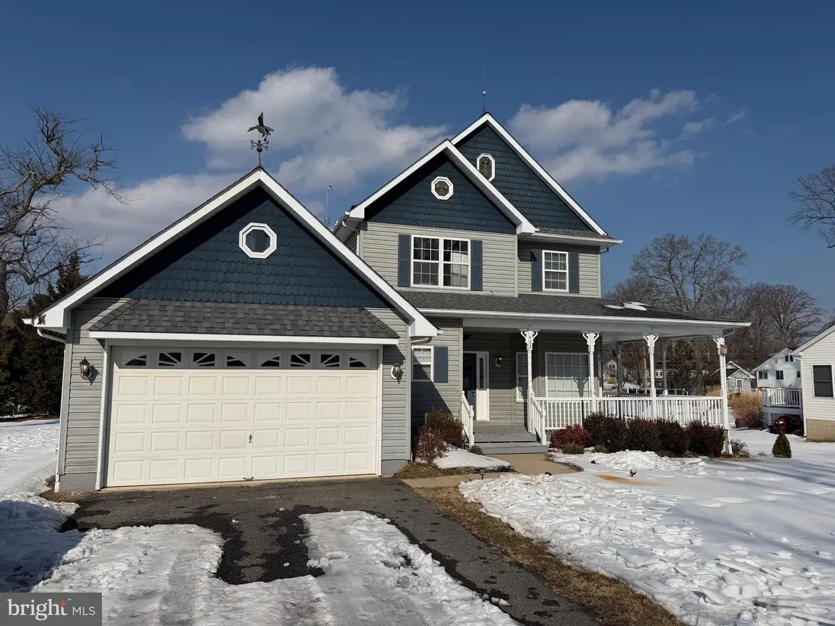 402 Linden Ave, Edgewater, MD 21037 - #1