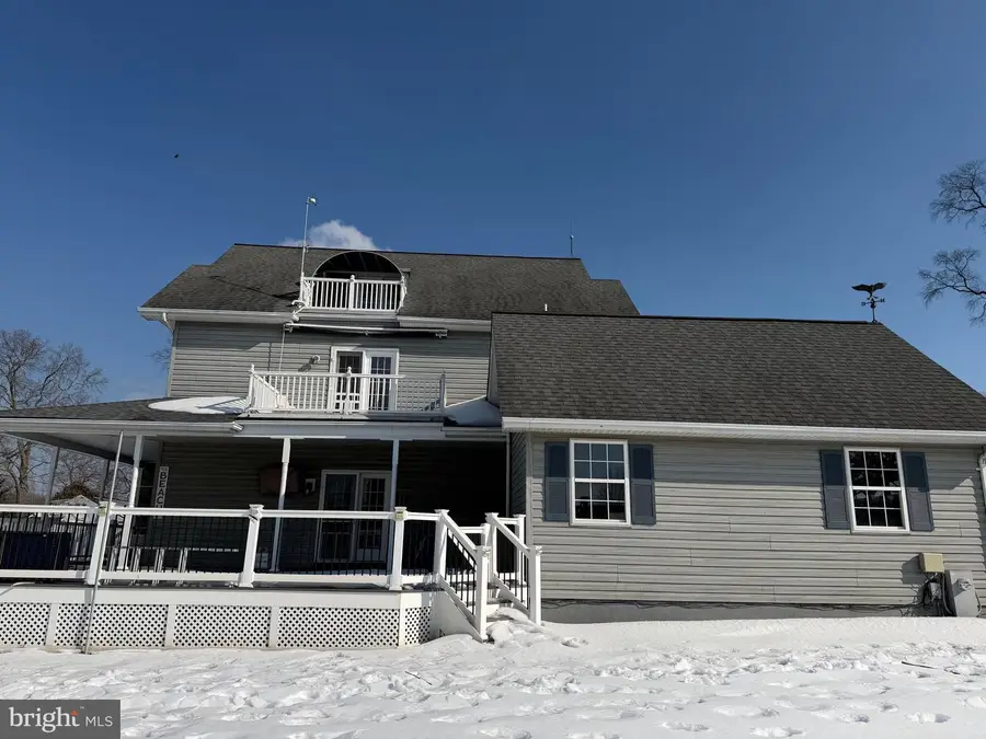 402 Linden Ave, Edgewater, MD 21037 - #2