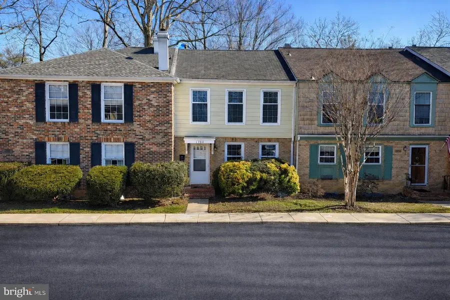 1734 Dana St, Crofton, MD 21114 - #3