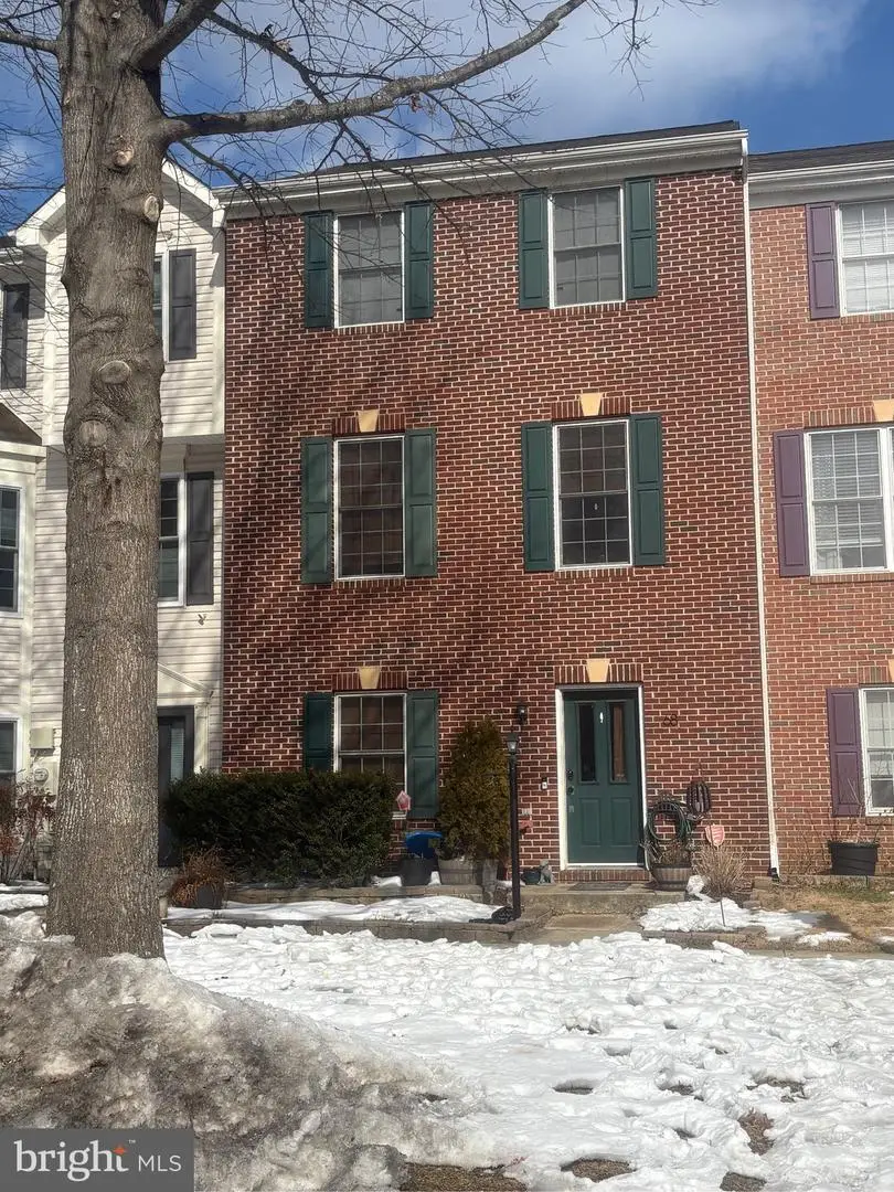 68 Millhaven Ct, Edgewater, MD 21037 - #3