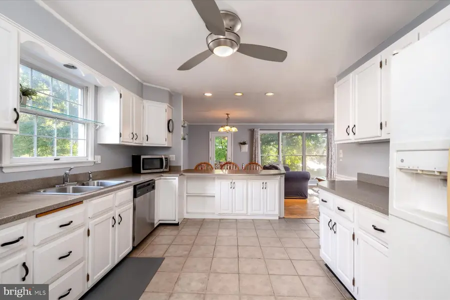 201 Mill Ct, Arnold, MD 21012 - #2