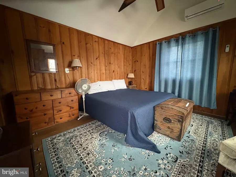 132 Club Rd, Pasadena, MD 21122 - #3