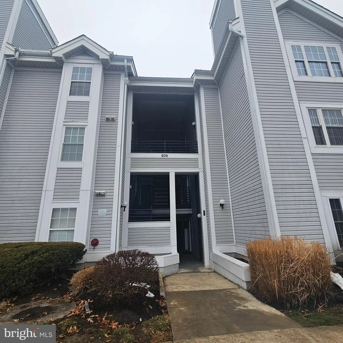 604 Moonglow Rd #104, Odenton, MD 21113 - #1