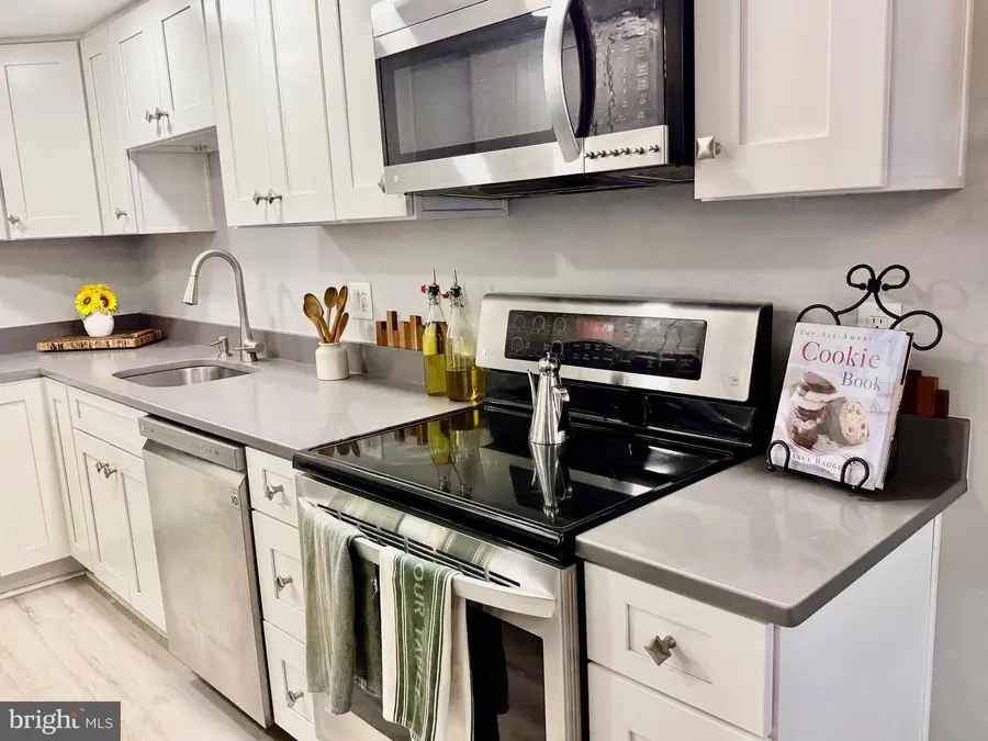 1910 Seven Oaks, Crofton, MD 21114 - #3