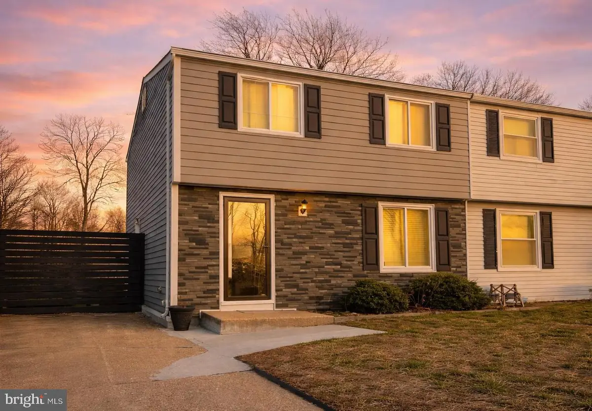 8005 Covington Ave, Glen Burnie, MD 21061 - #1