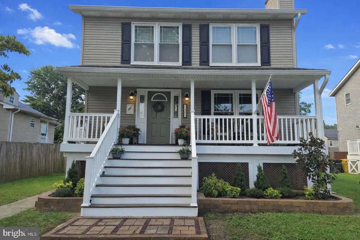 604 231st St, Pasadena, MD 21122 - #1