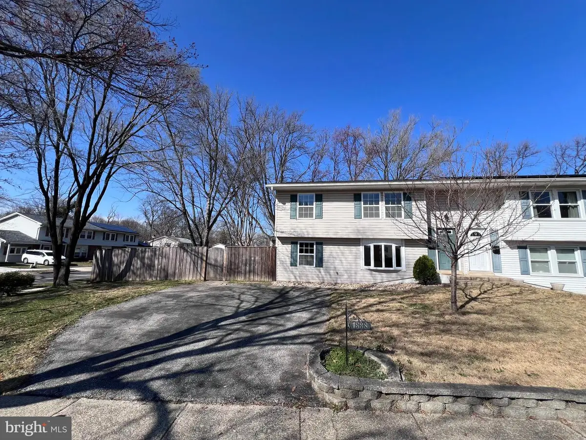 1338 Hallock Dr, Odenton, MD 21113 - #1