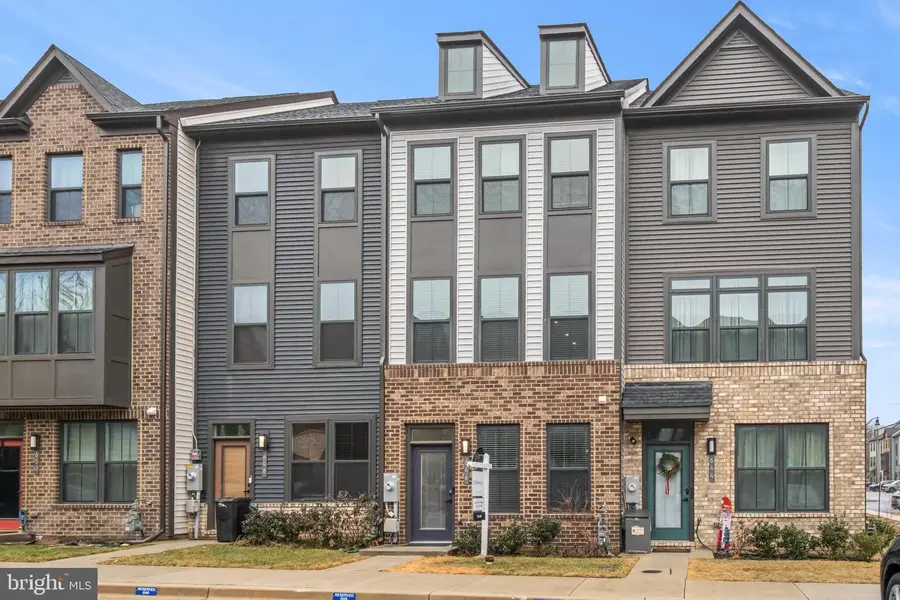 646 Lakemont Dr, Glen Burnie, MD 21060 - #2