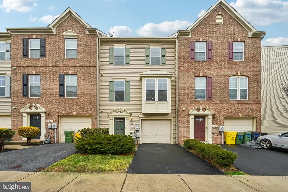 751 Cherry Bark Ln, Baltimore, MD 21225 - #1
