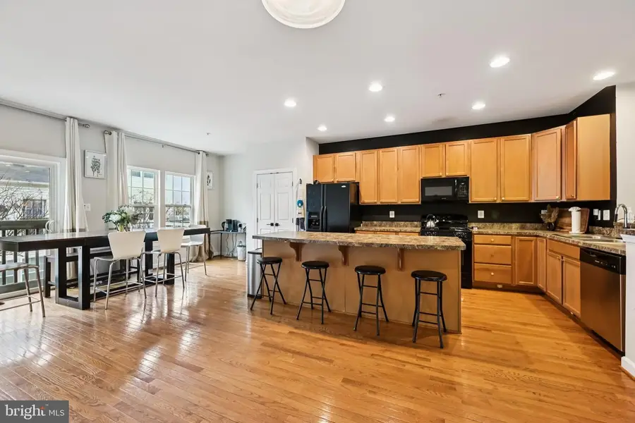 751 Cherry Bark Ln, Baltimore, MD 21225 - #2