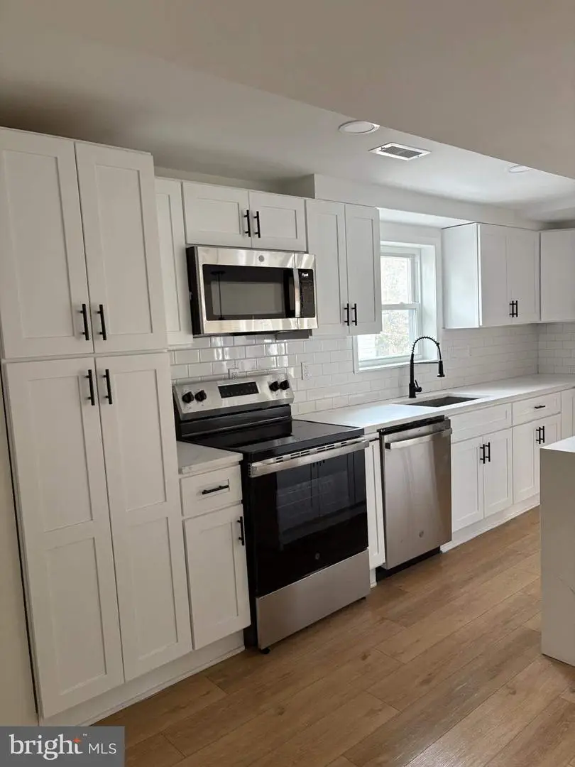 1622 Chesapeake Dr, Edgewater, MD 21037 - #3