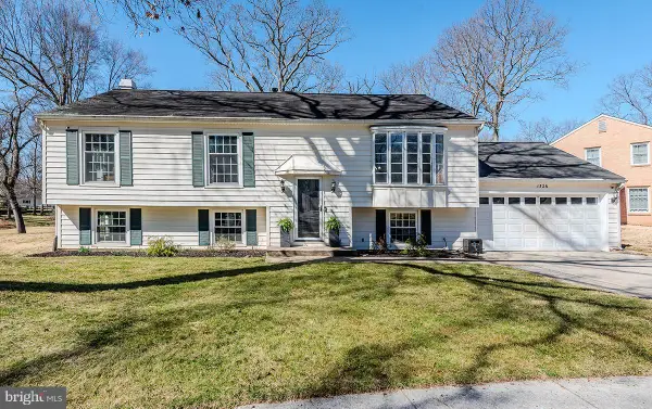 1526 Ellsworth Ave, CROFTON, MD 21114