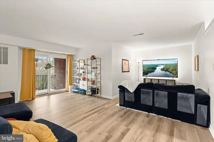 21 Silverwood Cir #11, Annapolis, MD 21403 - #3