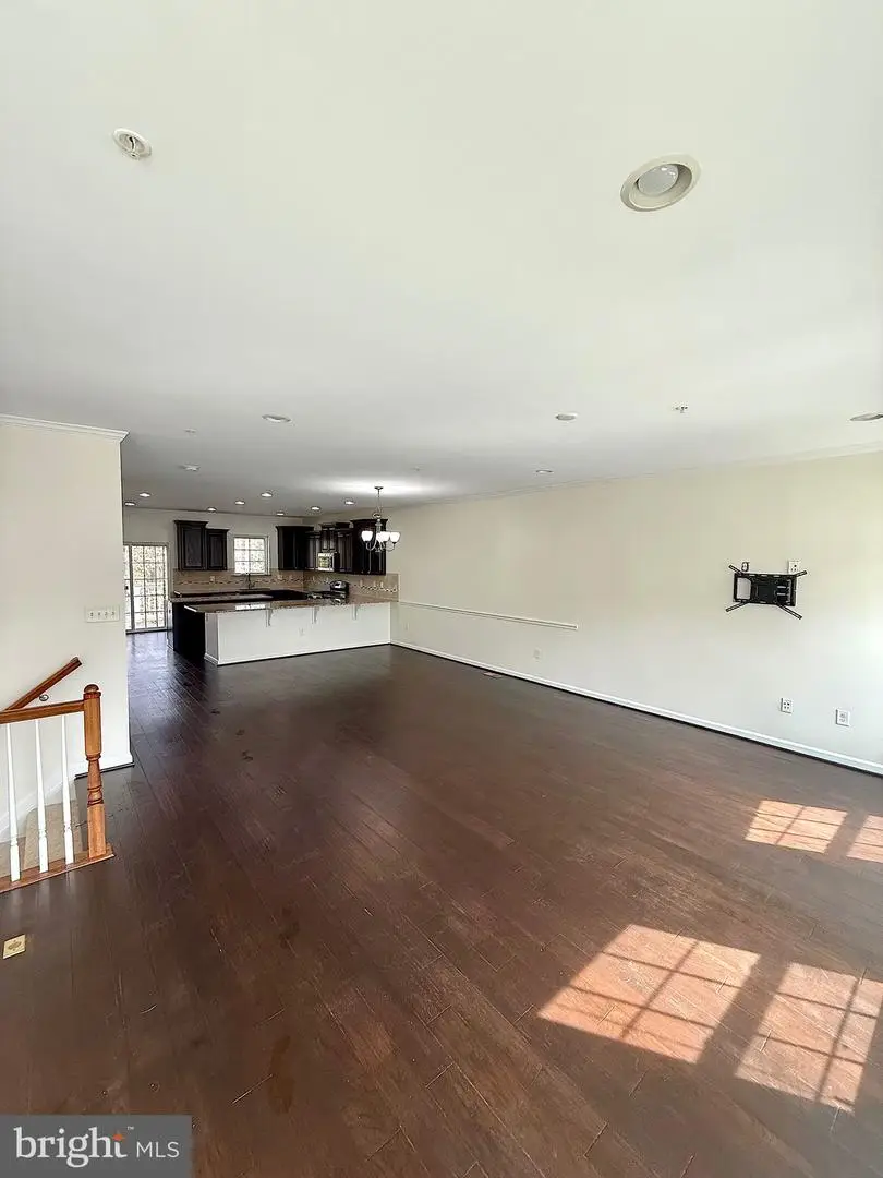 630 Bracey Dr, Glen Burnie, MD 21060 - #2