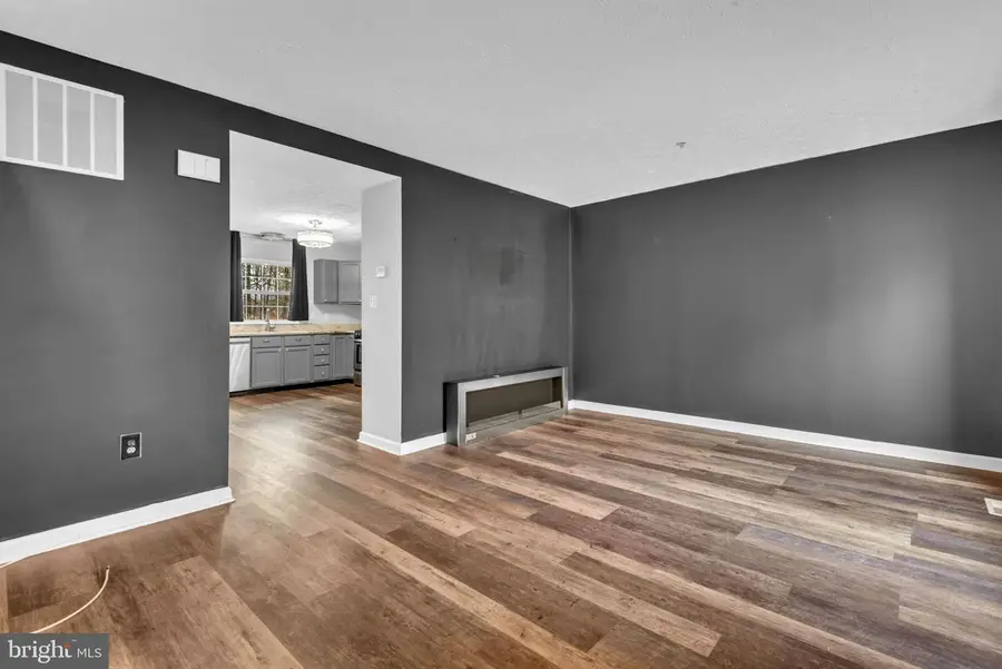 7838 Foxfarm Ln, Glen Burnie, MD 21061 - #3