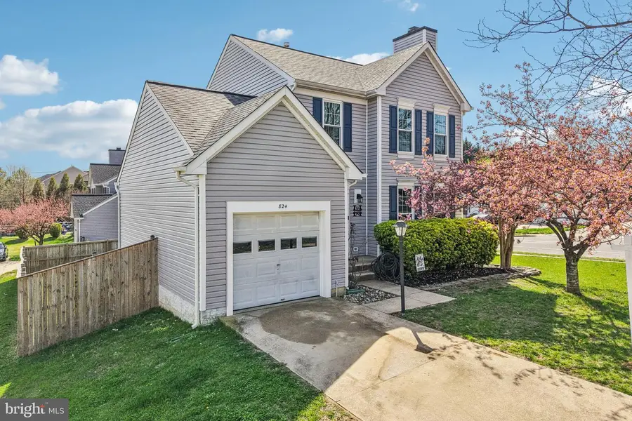 824 Snow Valley Ln, Odenton, MD 21113 - #2