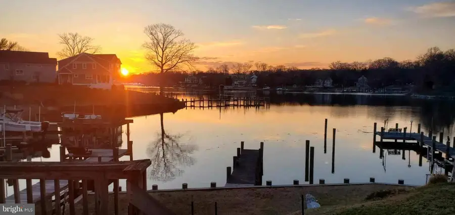 8108 Forest Glen Dr, Pasadena, MD 21122 - #3