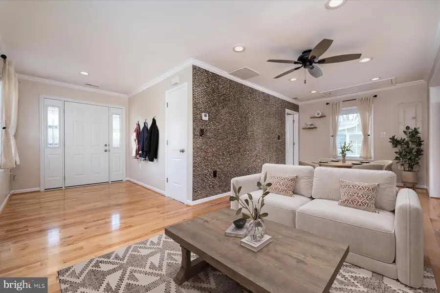 5646 Deale Churchton Rd, Churchton, MD 20733 - #3