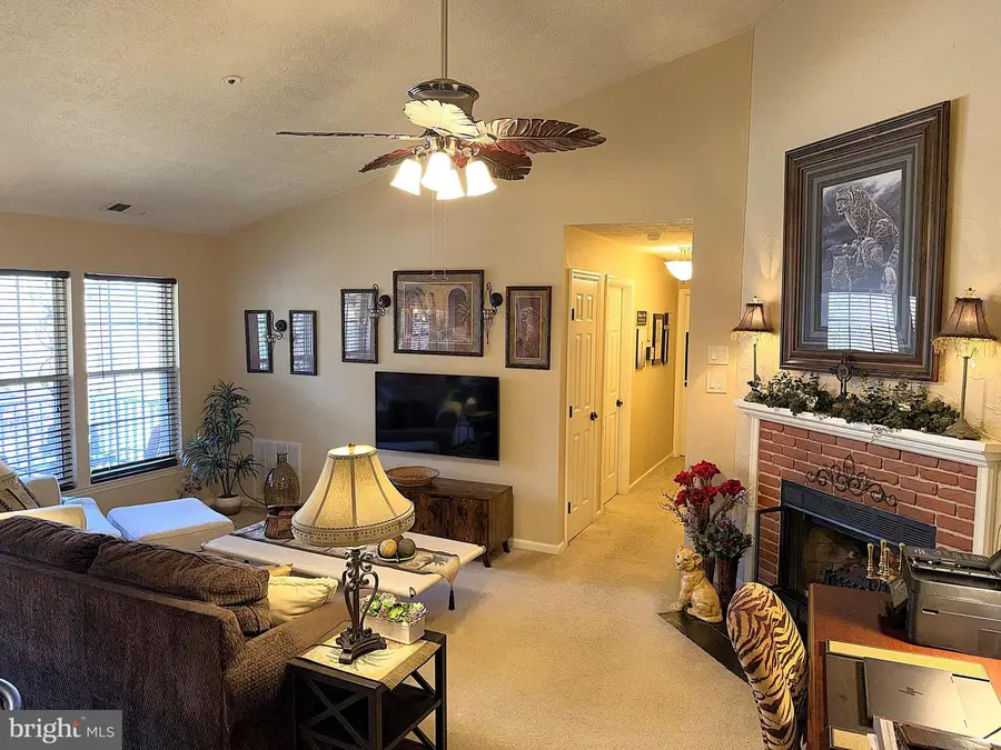 619 Deering Rd #1k, Pasadena, MD 21122 - #2