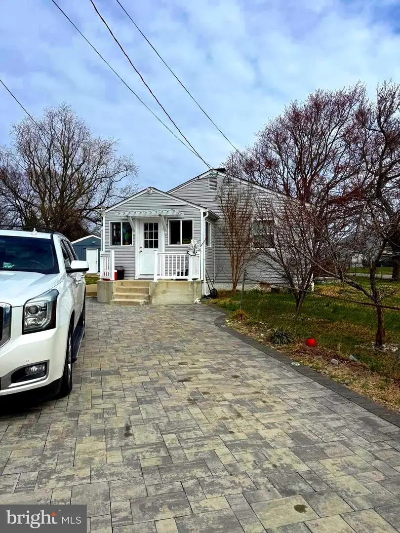 6 Eastern St, Glen Burnie, MD 21061 - #2