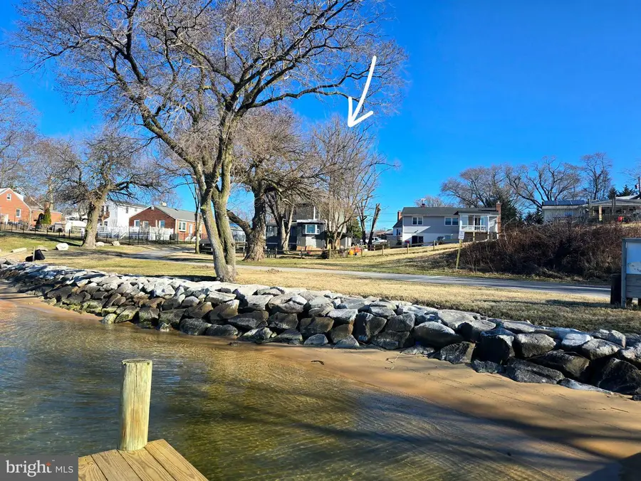 208 Harlem Rd, Pasadena, MD 21122 - #3