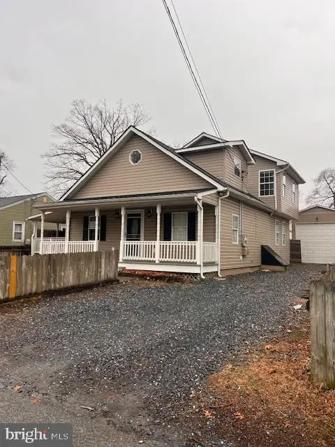 7832 E Shore Rd, PASADENA, MD 21122