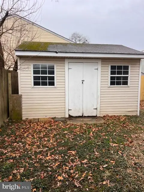 7832 E Shore Rd, Pasadena, MD 21122 - #3