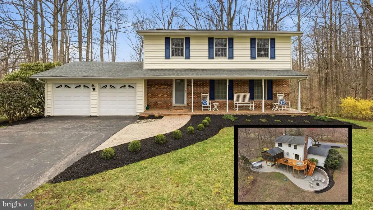 5209 Grenock Dr, Lothian, MD 20711 - #1