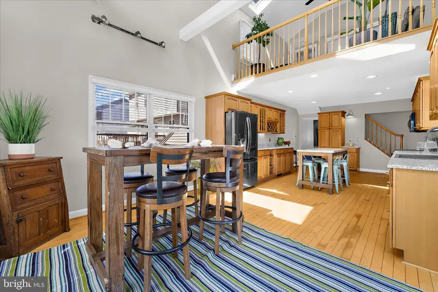 1217 Valley Rd, Pasadena, MD 21122 - #2