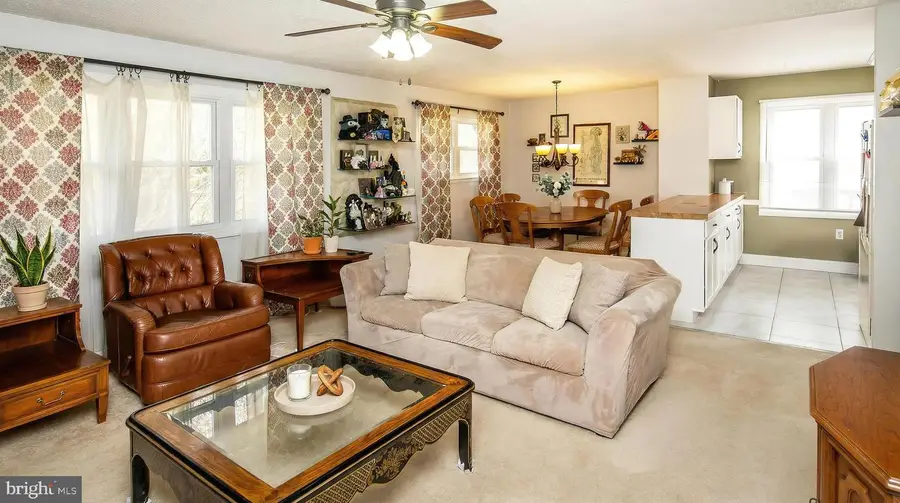 8221 Bernard Dr N, Millersville, MD 21108 - #3