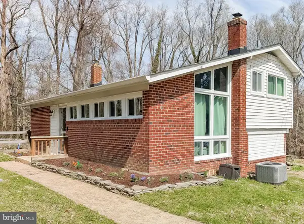 207 1st St, ANNAPOLIS, MD 21401