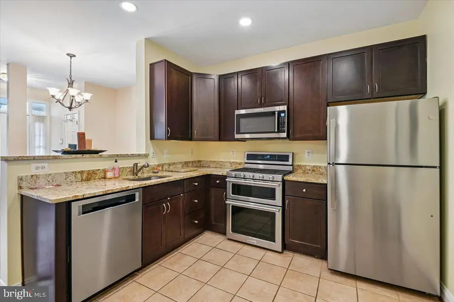 807 Oyster Ct, Odenton, MD 21113 - #3