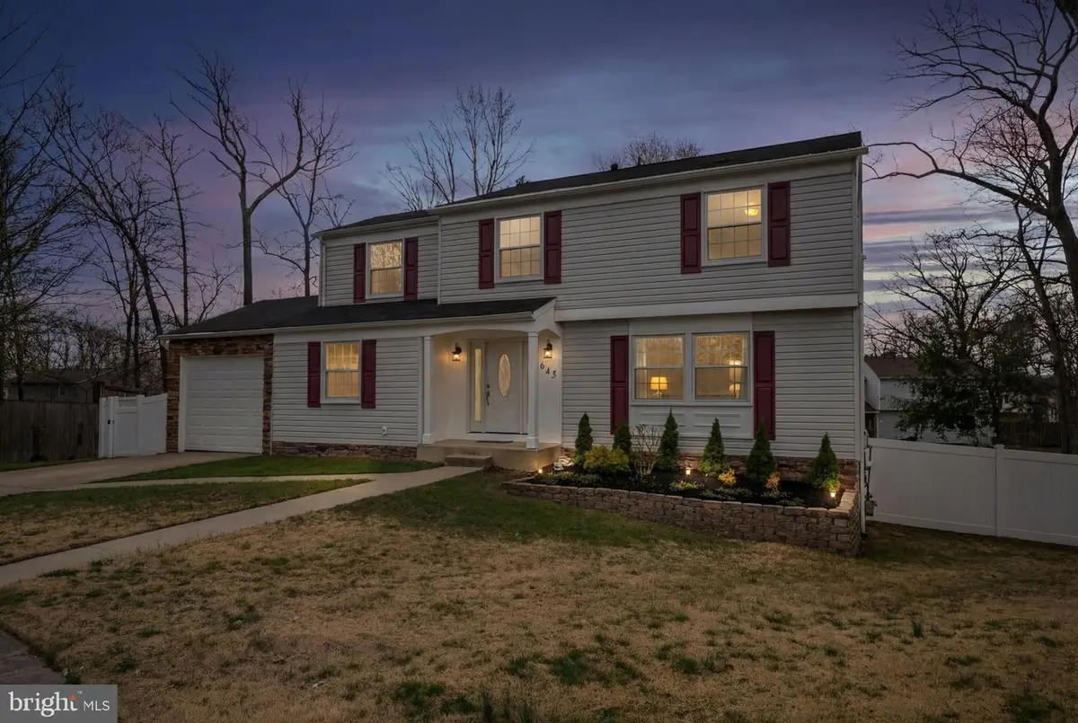 645 Ridgefield Ct, Glen Burnie, MD 21061 - #1