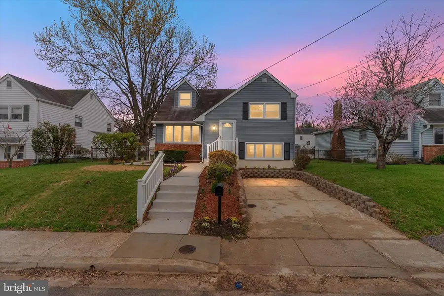 307 Oxford Dr, Glen Burnie, MD 21061 - #3