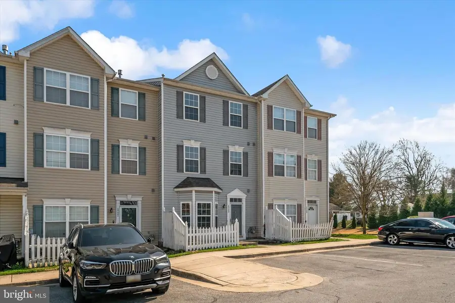 1725 Barnett Ct, Severn, MD 21144 - #2