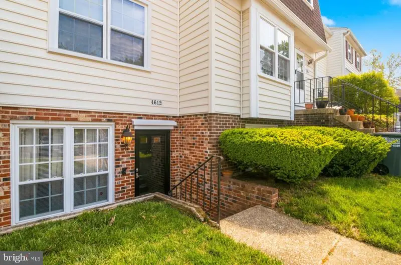 1612 W Bancroft Ln #144, Crofton, MD 21114 - #2