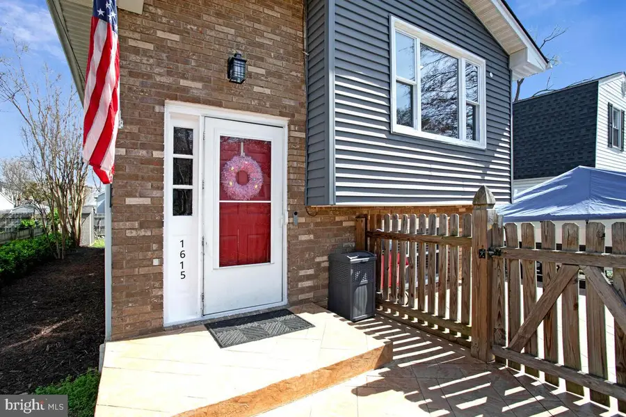 1615 Ruxton Rd, Edgewater, MD 21037 - #3