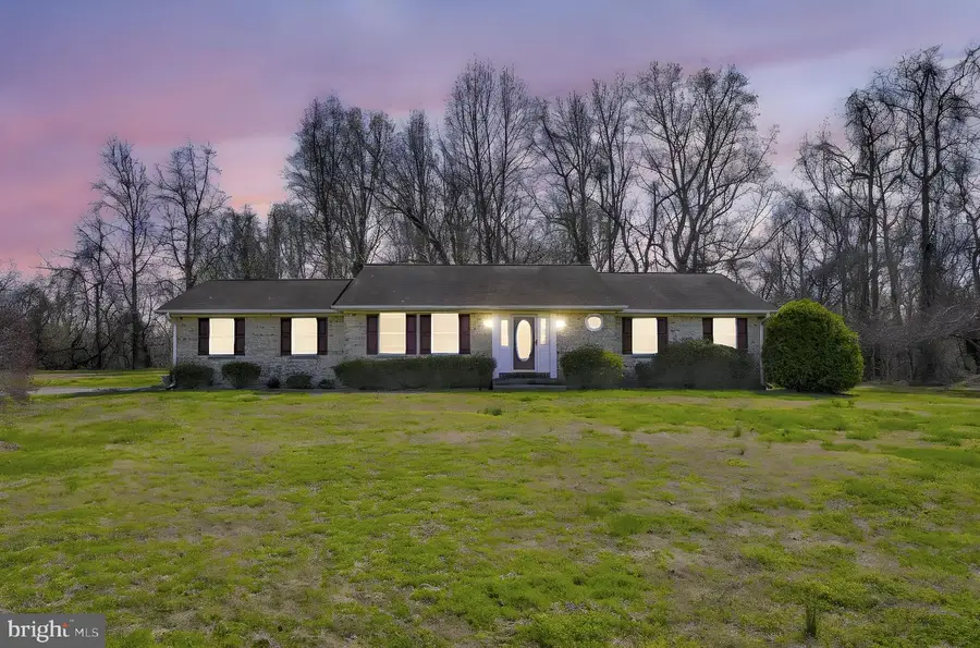 6308 Prout Farm Ln, Tracys Landing, MD 20779 - #2