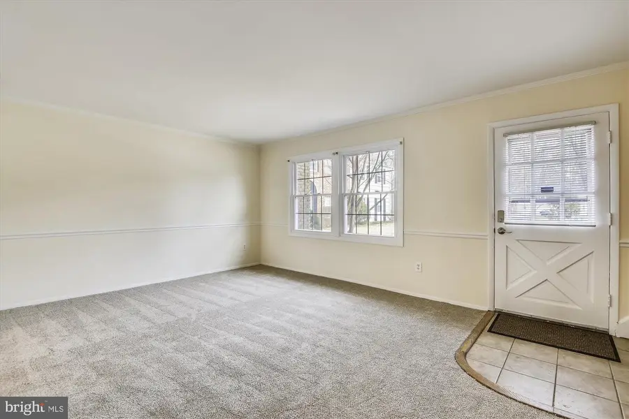 1752 Whitfield Ct, Crofton, MD 21114 - #2